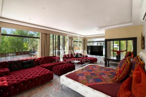 Villa de 1368.55m² à Desert Leaf, UAE No. 204716 7