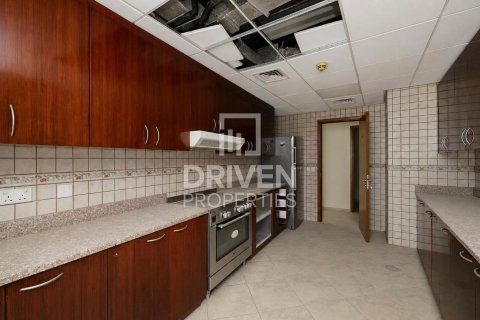 Квартира с 3 спальнями в Motor City, ОАЭ №204715 6