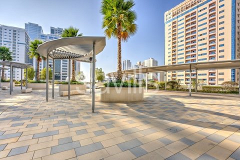 317m² Office in Sharjah, UAE No. 5500 3