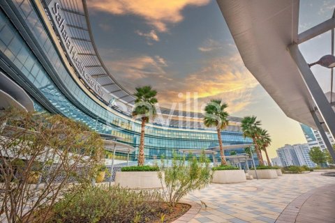 2653m² Office in Sharjah, UAE No. 5499 13