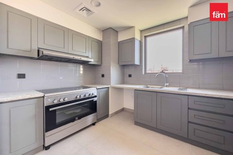 5 bedrooms Townhouse in Dubai, UAE No. 210878 3