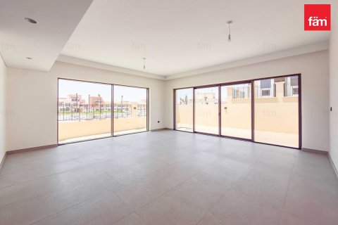 5 bedrooms Townhouse in Dubai, UAE No. 210878