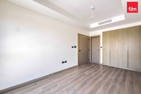 5 bedrooms Townhouse in Dubai, UAE No. 210878 4