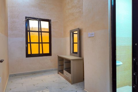 4 bedrooms Villa in Al Riffa, UAE No. 183992 18