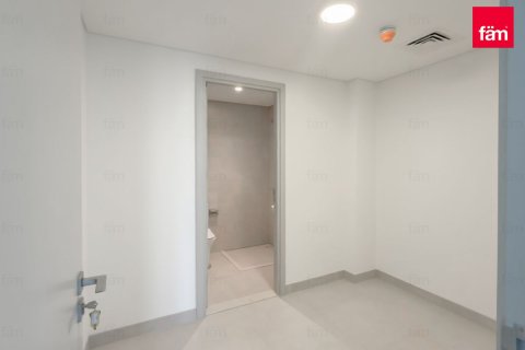 3 bedrooms Apartment in Dubai, UAE No. 144486 12