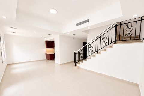 2 bedrooms Townhouse in Arabian Ranches, UAE No. 199772 12