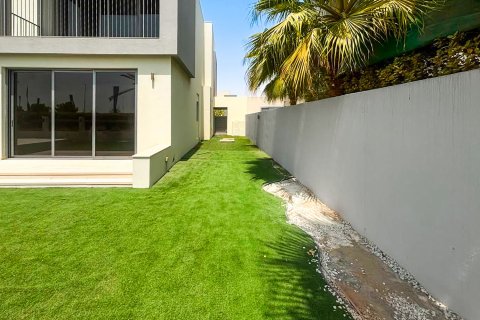 4 bedrooms Villa in Dubai Hills Estate, UAE No. 199769 3