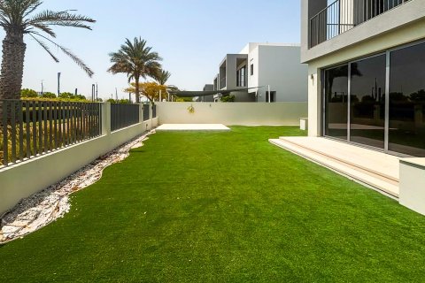 4 bedrooms Villa in Dubai Hills Estate, UAE No. 199769 5
