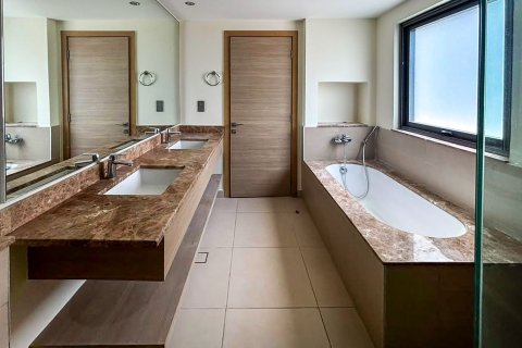 4 bedrooms Villa in Dubai Hills Estate, UAE No. 199769 8