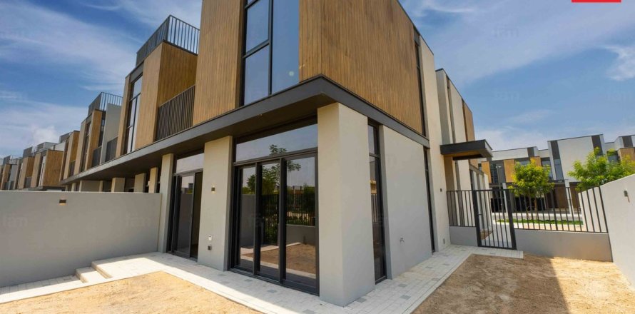 4 غرف نوم تاون هاوس  رقم 123294