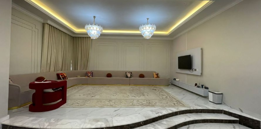 6 bedrooms Villa in Ras Al Khaimah, UAE No. 183719