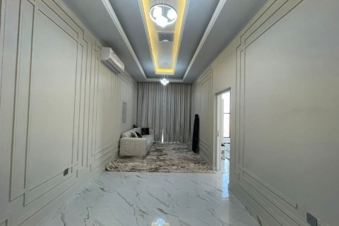 6 bedrooms Villa in Ras Al Khaimah, UAE No. 183719 9