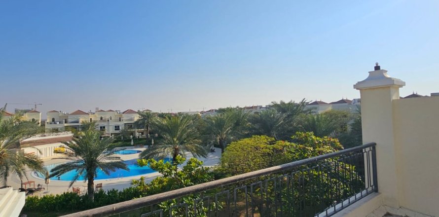4 bedrooms Townhouse in Ras Al Khaimah, UAE No. 183718