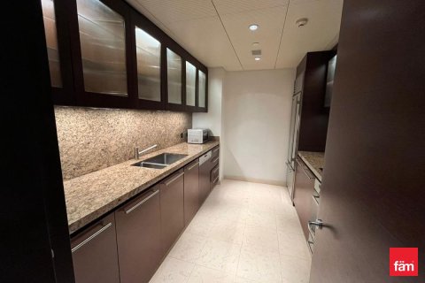 2 bedrooms Apartment in Downtown Dubai (Downtown Burj Dubai), UAE No. 141655 16