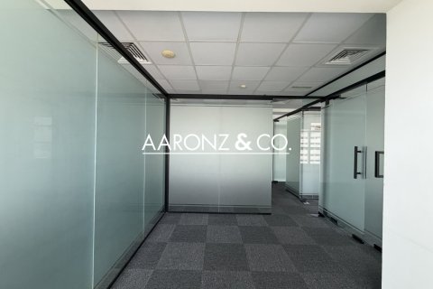 76مربع، مكتب في Sheikh Zayed Road, الإمارات العربية المتحدة رقم 152551 12