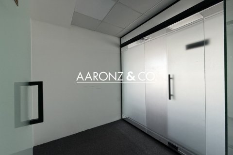 76مربع، مكتب في Sheikh Zayed Road, الإمارات العربية المتحدة رقم 152551 9