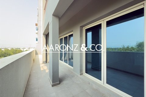 3 bedrooms Apartment in Jumeirah Village Triangle, UAE No. 152554 11