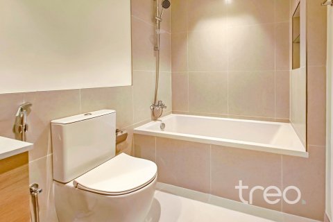 3 bedrooms Townhouse in EMAAR South, UAE No. 200858 6