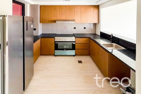 4 bedrooms Townhouse in Damac Lagoons, UAE No. 200857 16