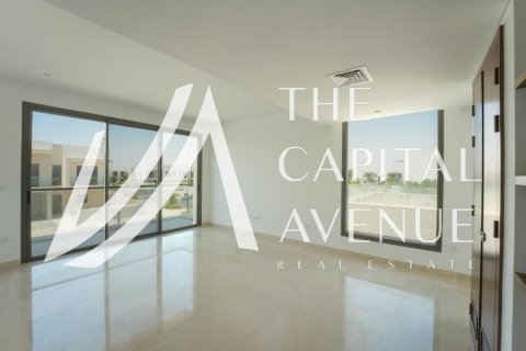 Villa de 4 dormitorios No. 120181 10