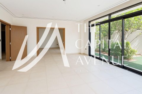 Villa de 5 dormitorios No. 120184 4