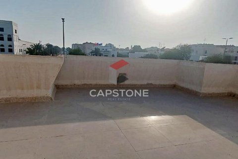 Villa de 5 dormitorios en Abu Dhabi, UAE No. 20470 8