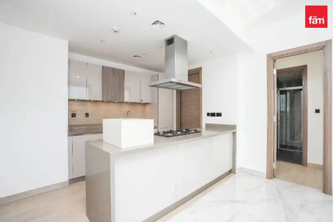 2 bedrooms Apartment in Dubai, UAE No. 168057 4