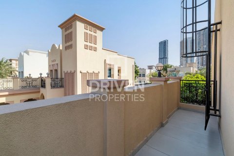 Вилла с 4 спальнями в Al Barsha South, ОАЭ №138227 27
