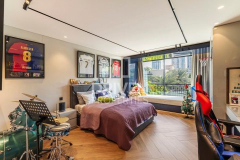 Вилла с 4 спальнями в Al Barsha South, ОАЭ №138227 12