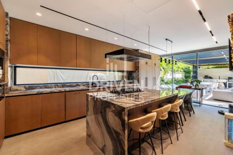 Вилла с 4 спальнями в Al Barsha South, ОАЭ №138227 17