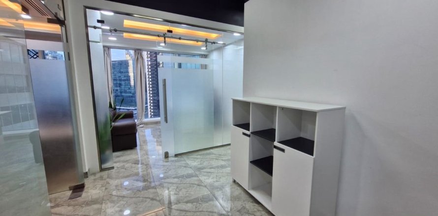 104.8m² Cafe / restaurant  No. 117074