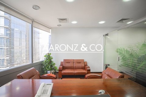 177مربع، مكتب في أبراج بحيرة جميرا, الإمارات العربية المتحدة رقم 115541 3