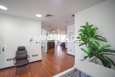 177مربع، مكتب في أبراج بحيرة جميرا, الإمارات العربية المتحدة رقم 115541 5