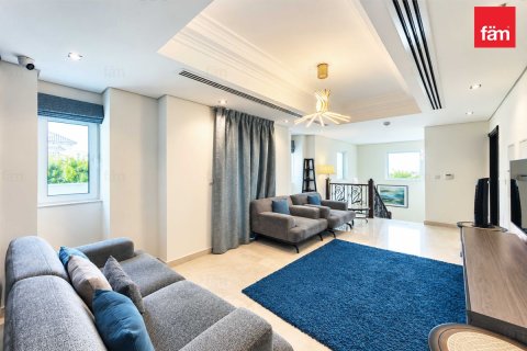 Villa de 4 dormitorios en Al Furjan, UAE No. 210766 9