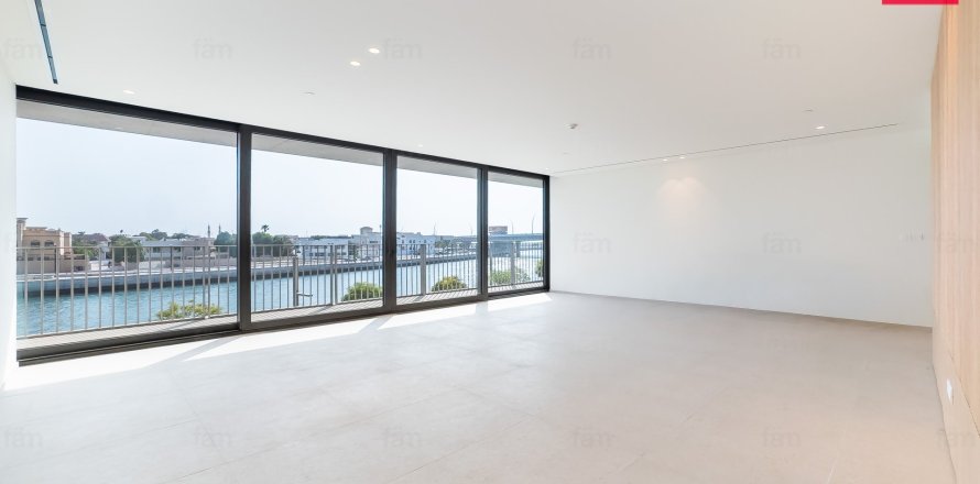 2 bedrooms Apartment in Dubai, UAE No. 210763