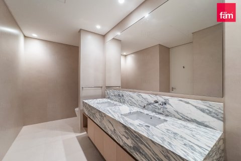 2 bedrooms Apartment in Dubai, UAE No. 210763 18