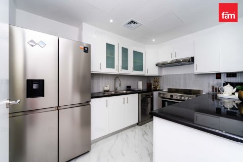 3 bedrooms Apartment in Dubai, UAE No. 210767 10