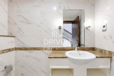 Villa de 3 dormitorios en Dubai Land, UAE No. 191408 16