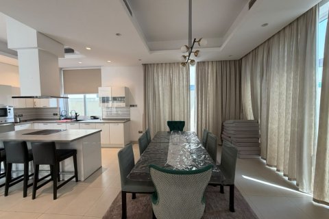 5 bedrooms Villa in Al Barsha, UAE No. 203539 6