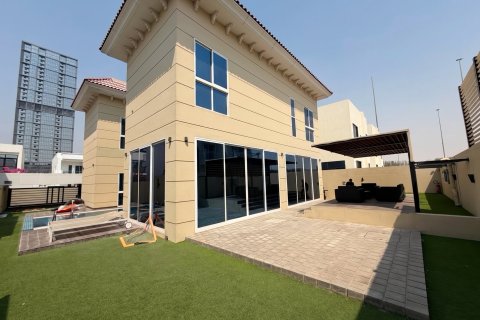 5 bedrooms Villa in Al Barsha, UAE No. 203539 29