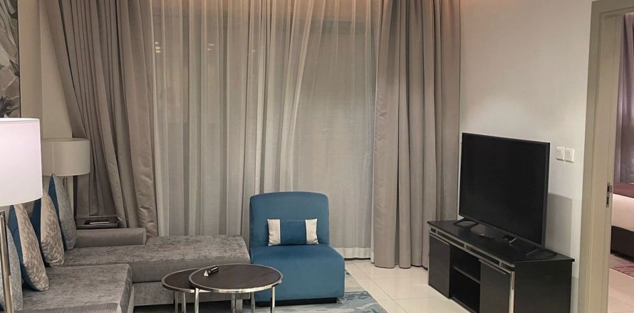 1 غرف نوم محل تجاري  رقم 123428