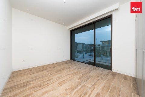 4 bedrooms Villa in Dubai, UAE No. 131384 16