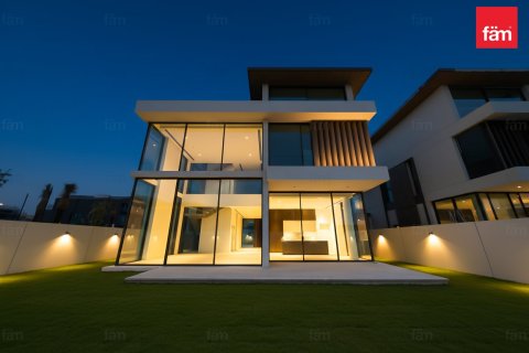 4 bedrooms Villa in Dubai, UAE No. 131384 30