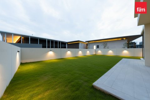 4 bedrooms Villa in Dubai, UAE No. 131384 25