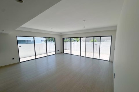 Townhouse de 5 dormitorios en Damac Lagoons, UAE No. 162588 7