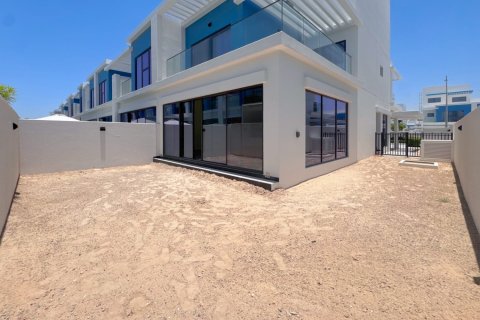 Townhouse de 5 dormitorios en Damac Lagoons, UAE No. 162588 15