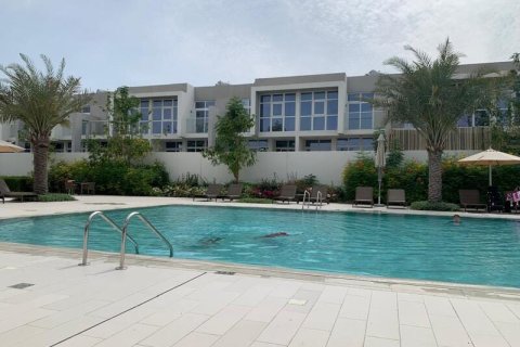 Таунхаус с 3 спальнями в DAMAC Hills (Akoya by DAMAC), ОАЭ №162587 13