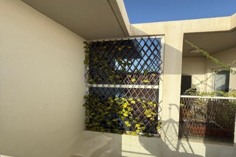 Таунхаус с 3 спальнями в DAMAC Hills (Akoya by DAMAC), ОАЭ №162587 4