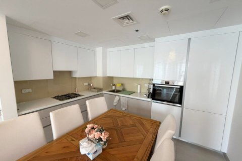 Квартира с 2 спальнями в Zahra Apartments, ОАЭ №162584 13