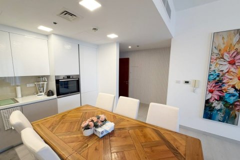 Квартира с 2 спальнями в Zahra Apartments, ОАЭ №162584 15